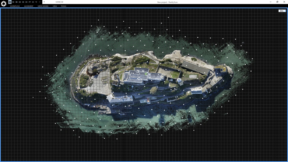 RealityScan (formerly RealityCapture) desktop interface showing 3D reconstruction with camera positions and quality analysis view
